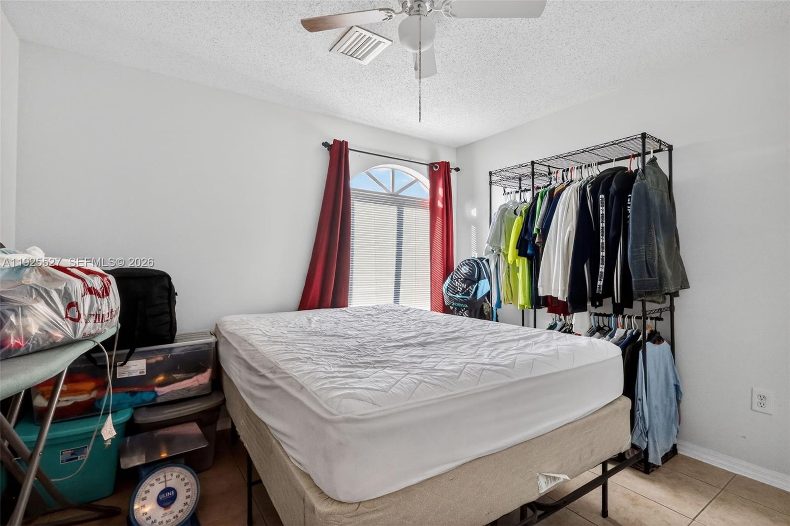 IBIS VILLA AT MIAMI GARDE - Residential