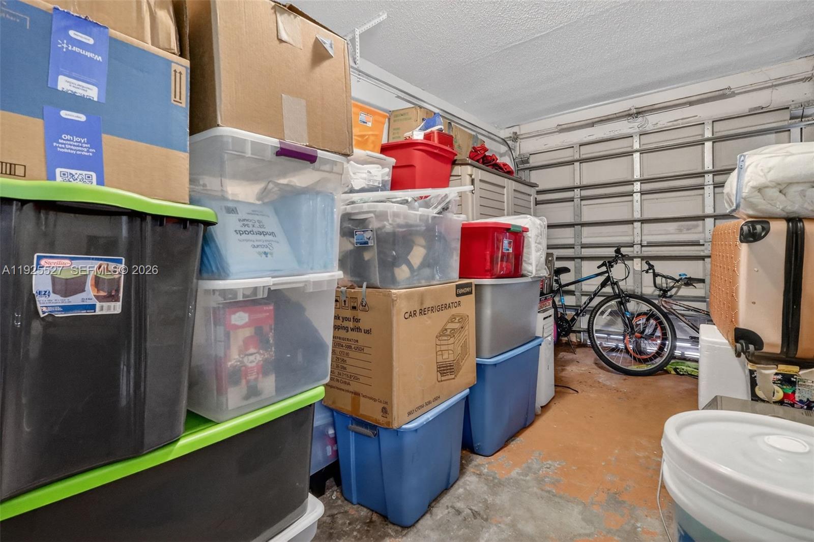 IBIS VILLA AT MIAMI GARDE - Residential