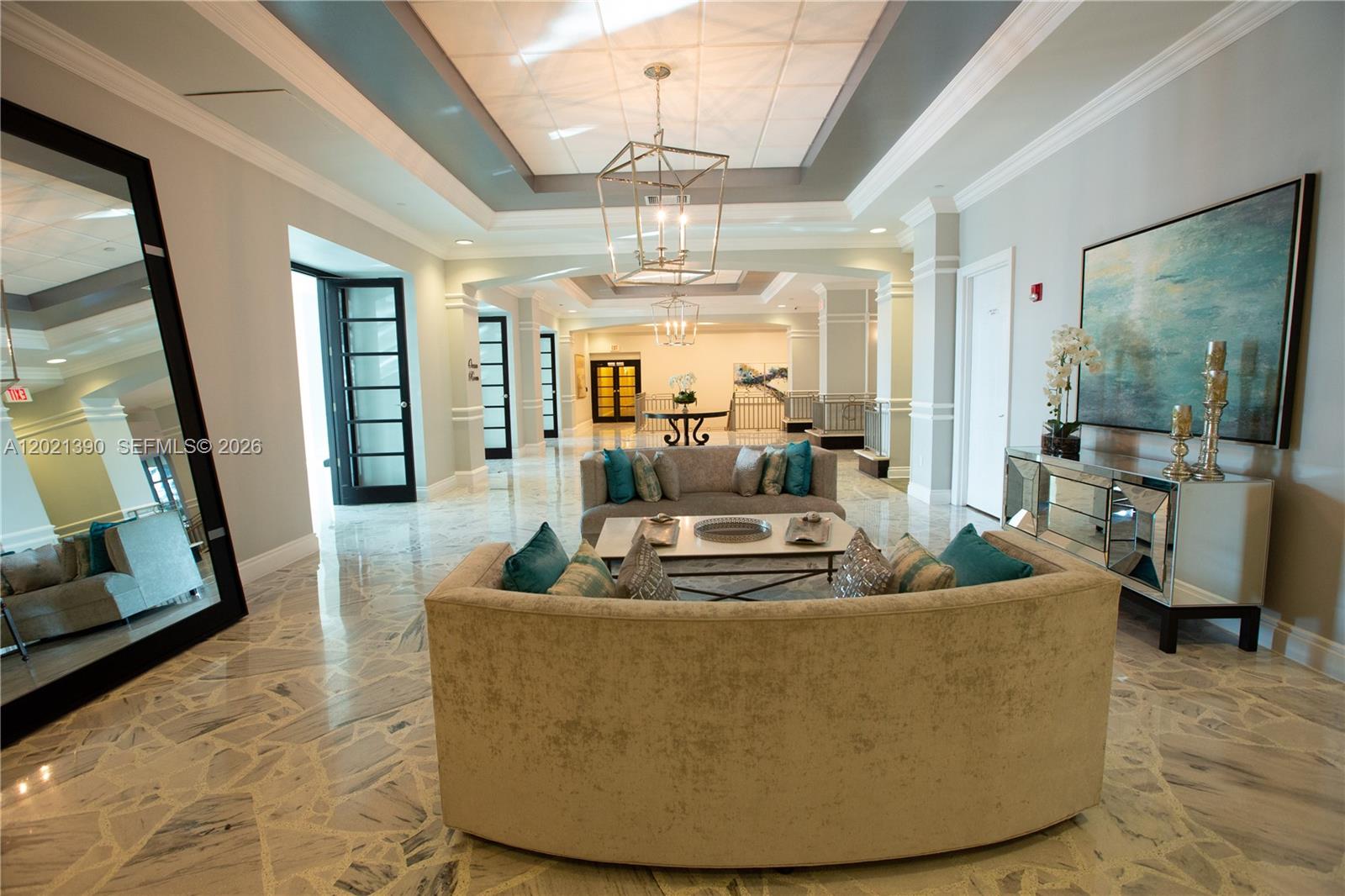 WAVE CONDO - Residential