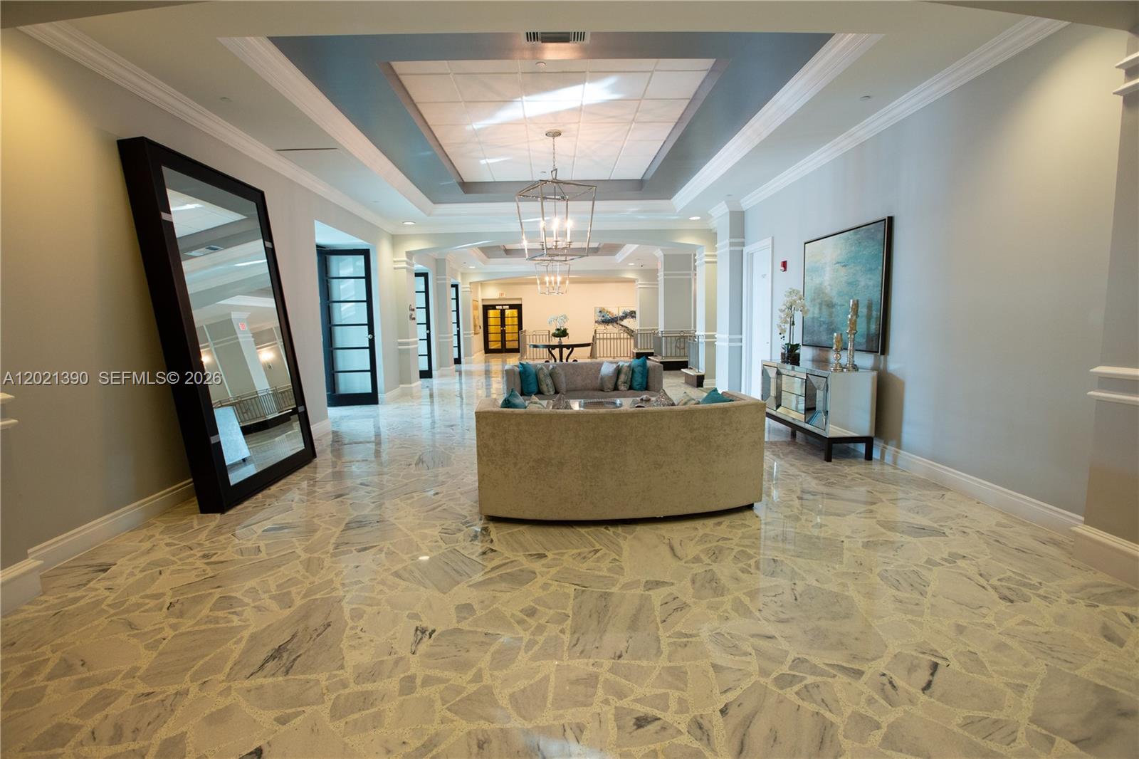 WAVE CONDO - Residential