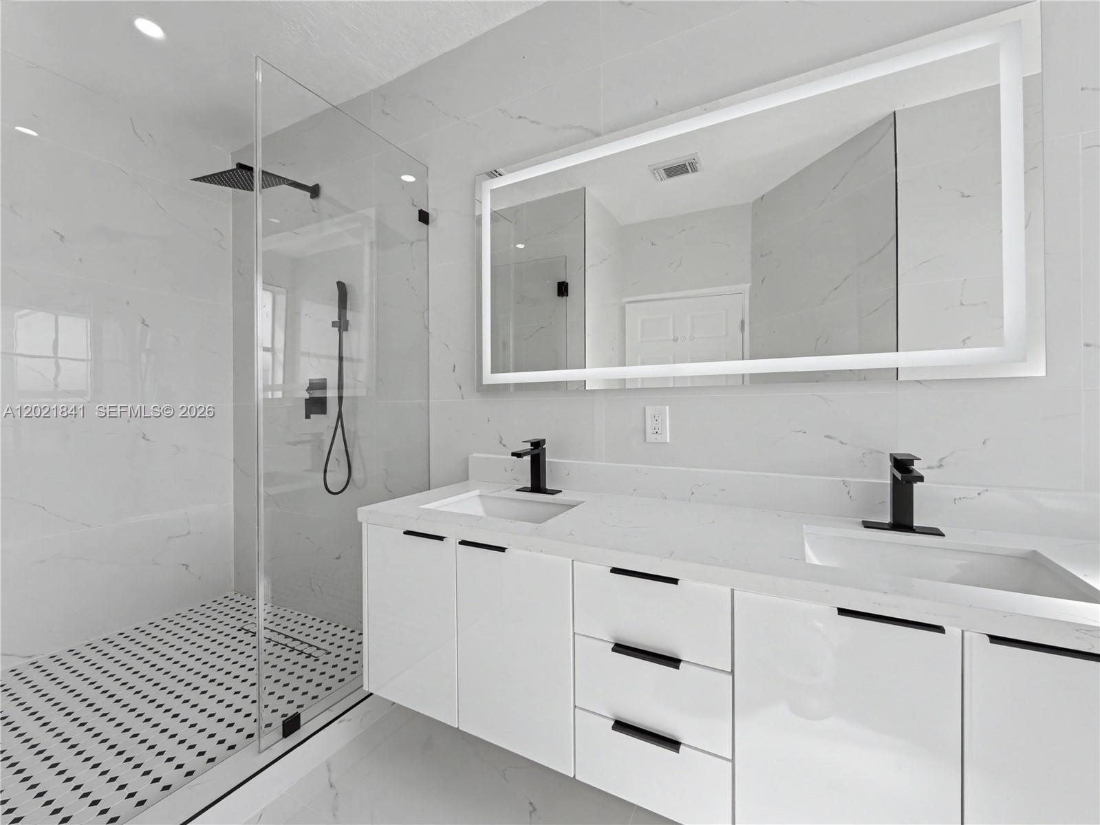 CENTURY ESTATES 1ST ADDN - Residential