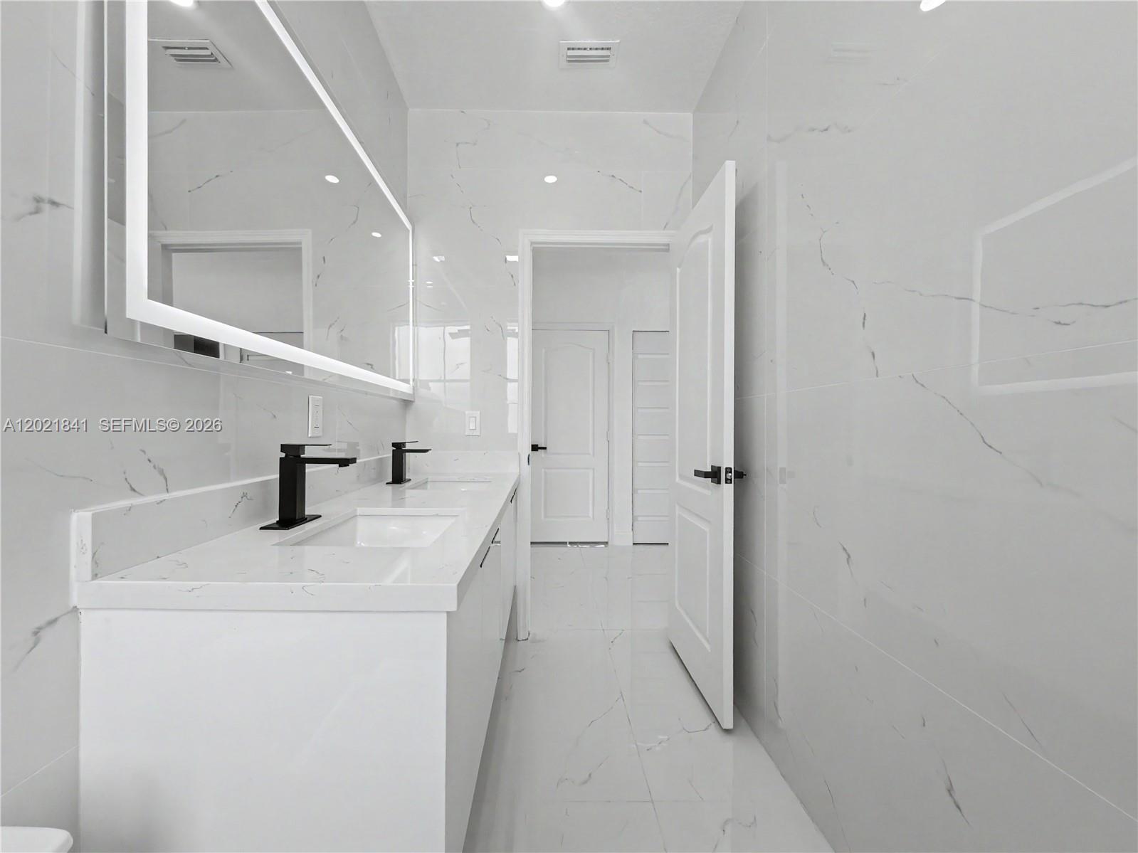 CENTURY ESTATES 1ST ADDN - Residential
