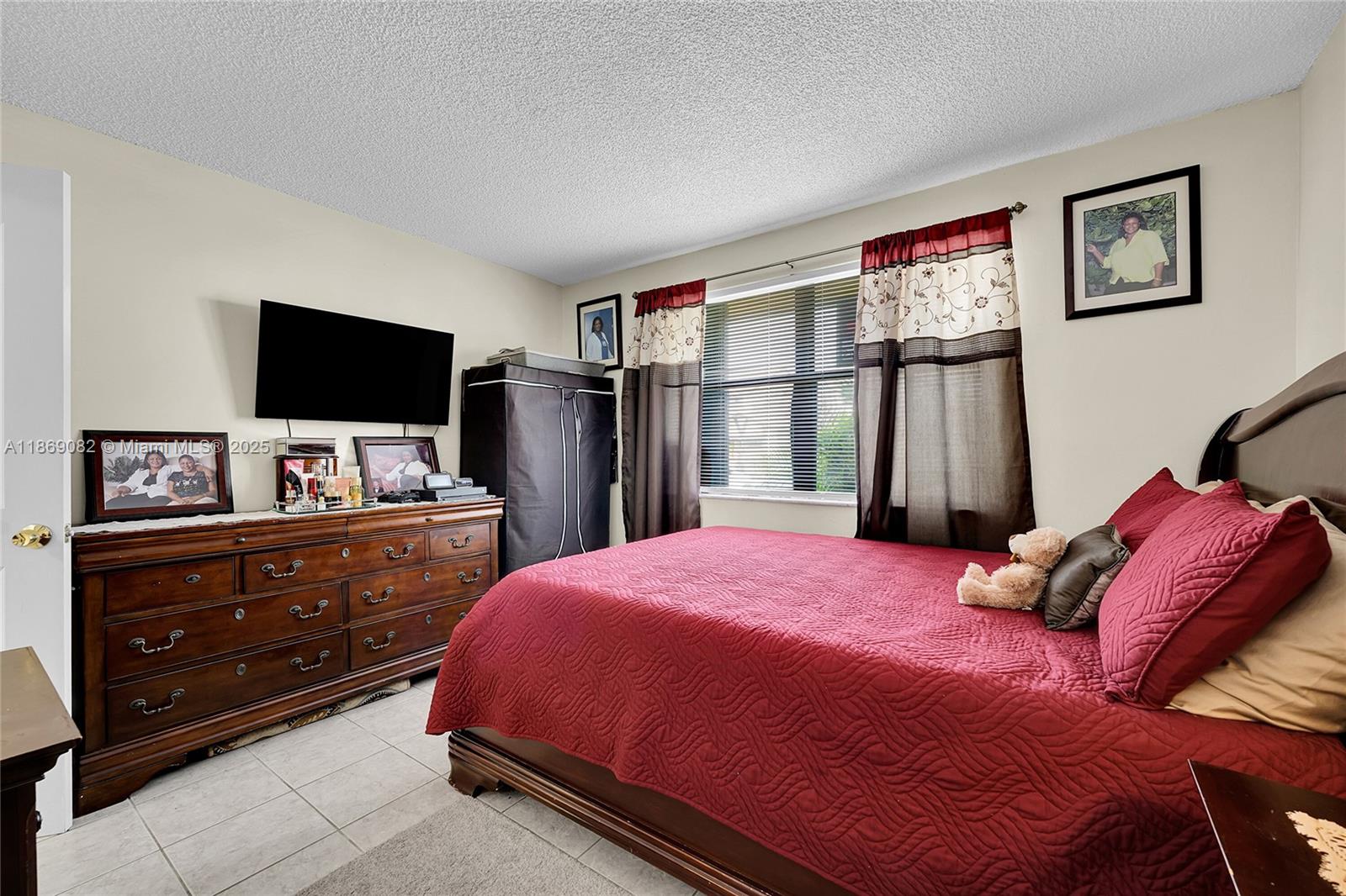 INVERRARY 32 SEC THREE - Residential