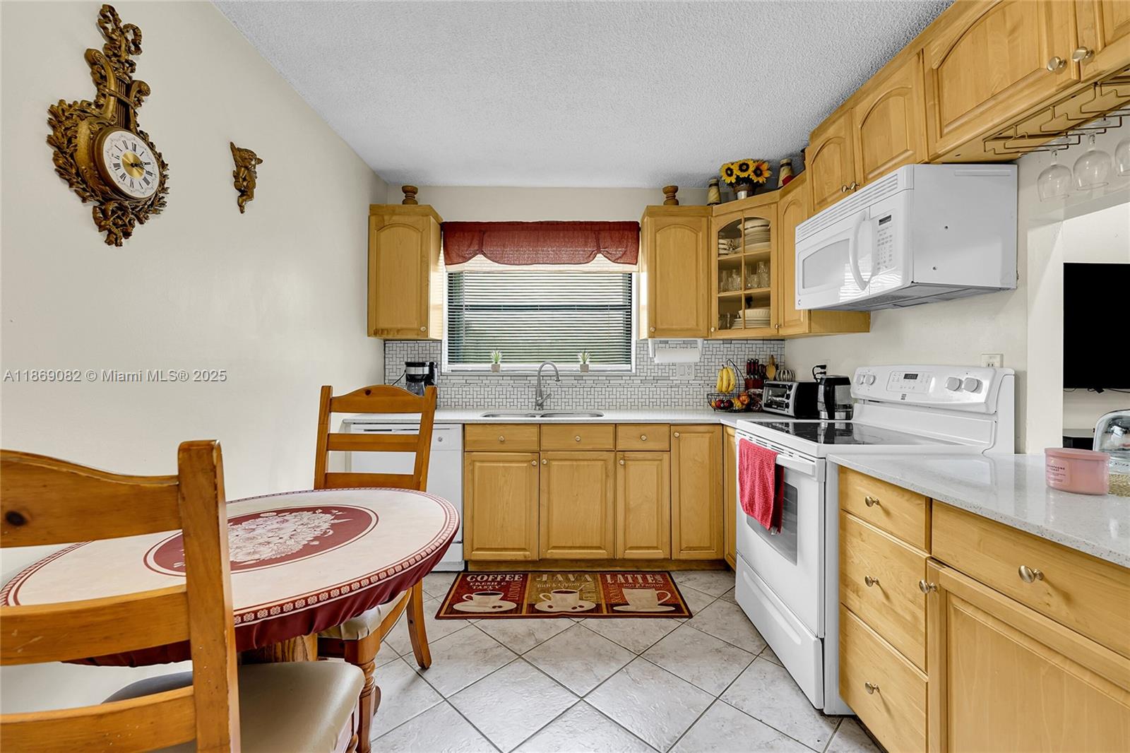 INVERRARY 32 SEC THREE - Residential