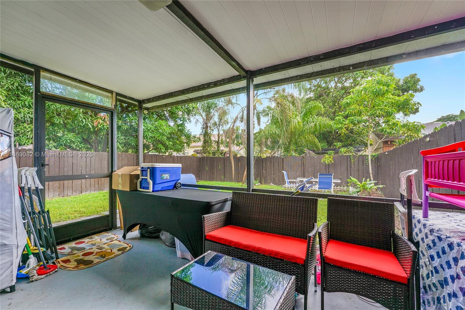 INVERRARY 32 SEC THREE - Residential