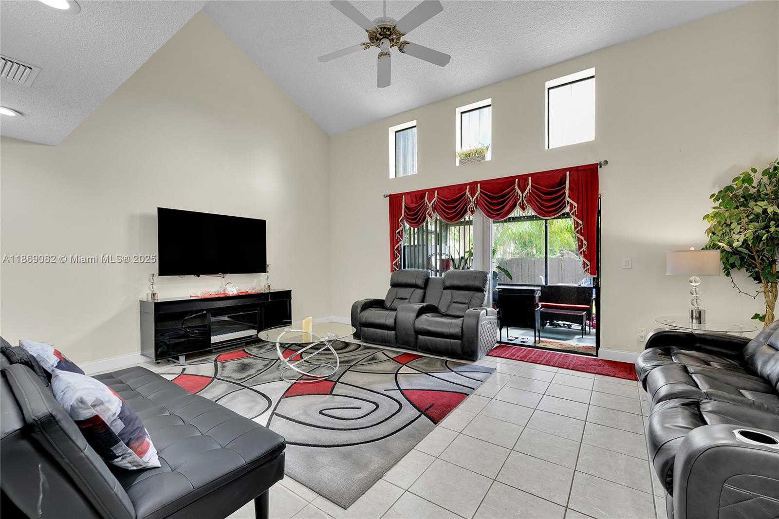 INVERRARY 32 SEC THREE - Residential