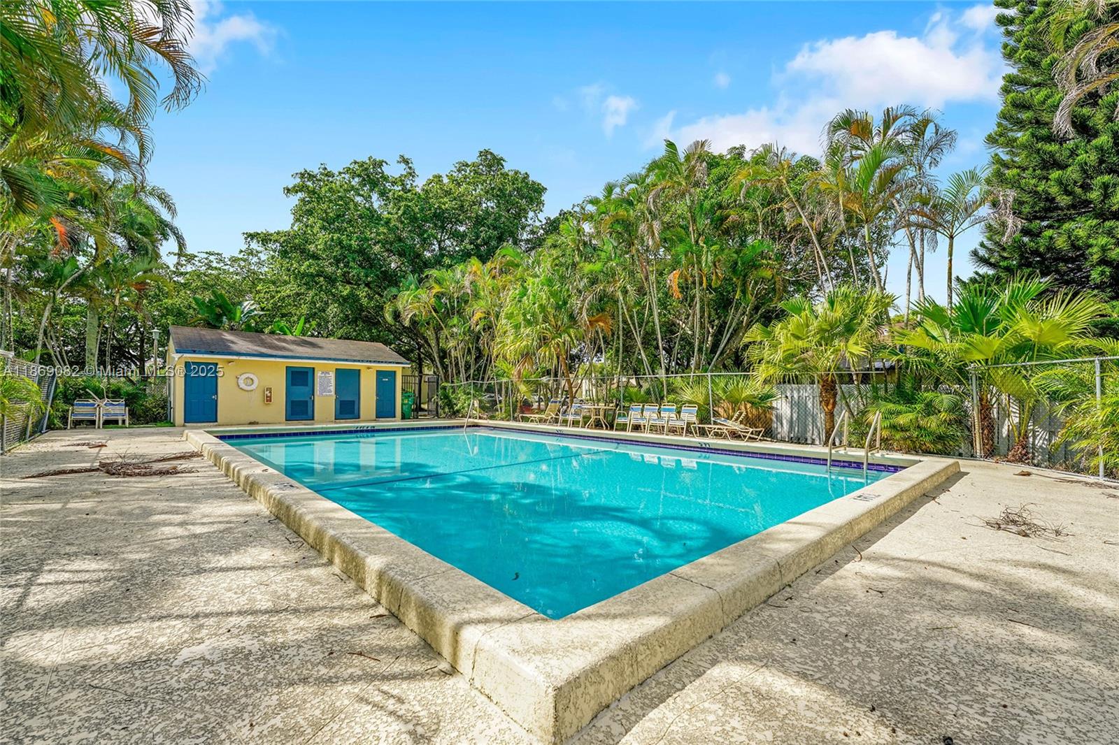 INVERRARY 32 SEC THREE - Residential