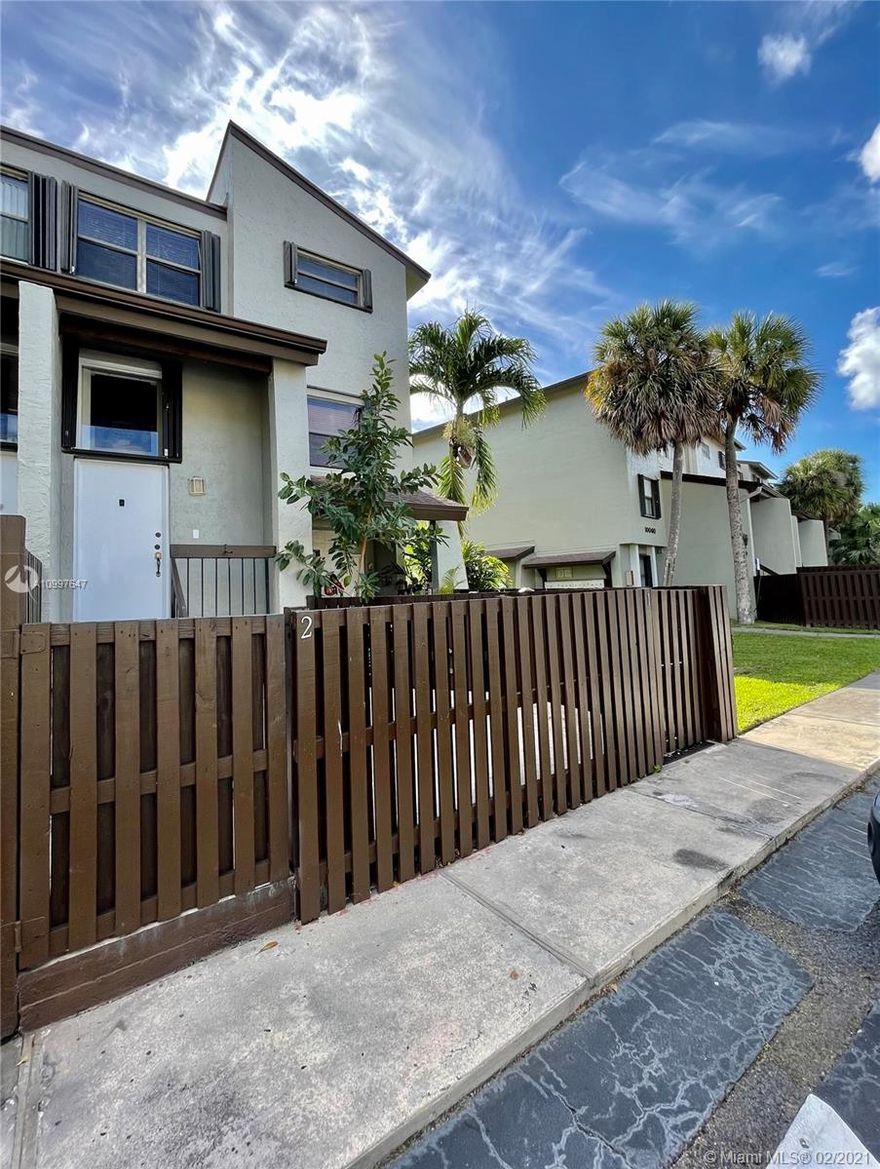 This beautiful updated 2 bedroom, 2 1/2 bathroom condo feels like a spacious townhouse. Enjoy the relaxing lake view from the living area and master bedroom. This condo features an updated kitchen, porcelain tiles throughout, a large California walk-in closet, a nice size balcony, a generous sized patio, and a parking space right outside of your unit with additional guest parking nearby. Call now and make this beautiful updated lake back condo your home sweet home.