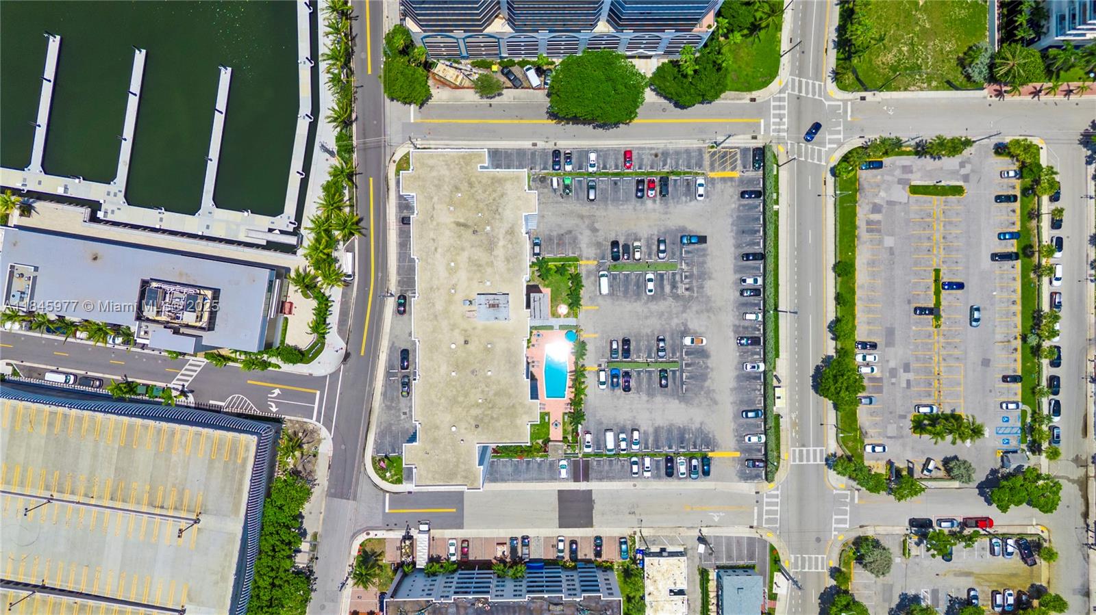 LEISURE BEACH CONDO - Residential