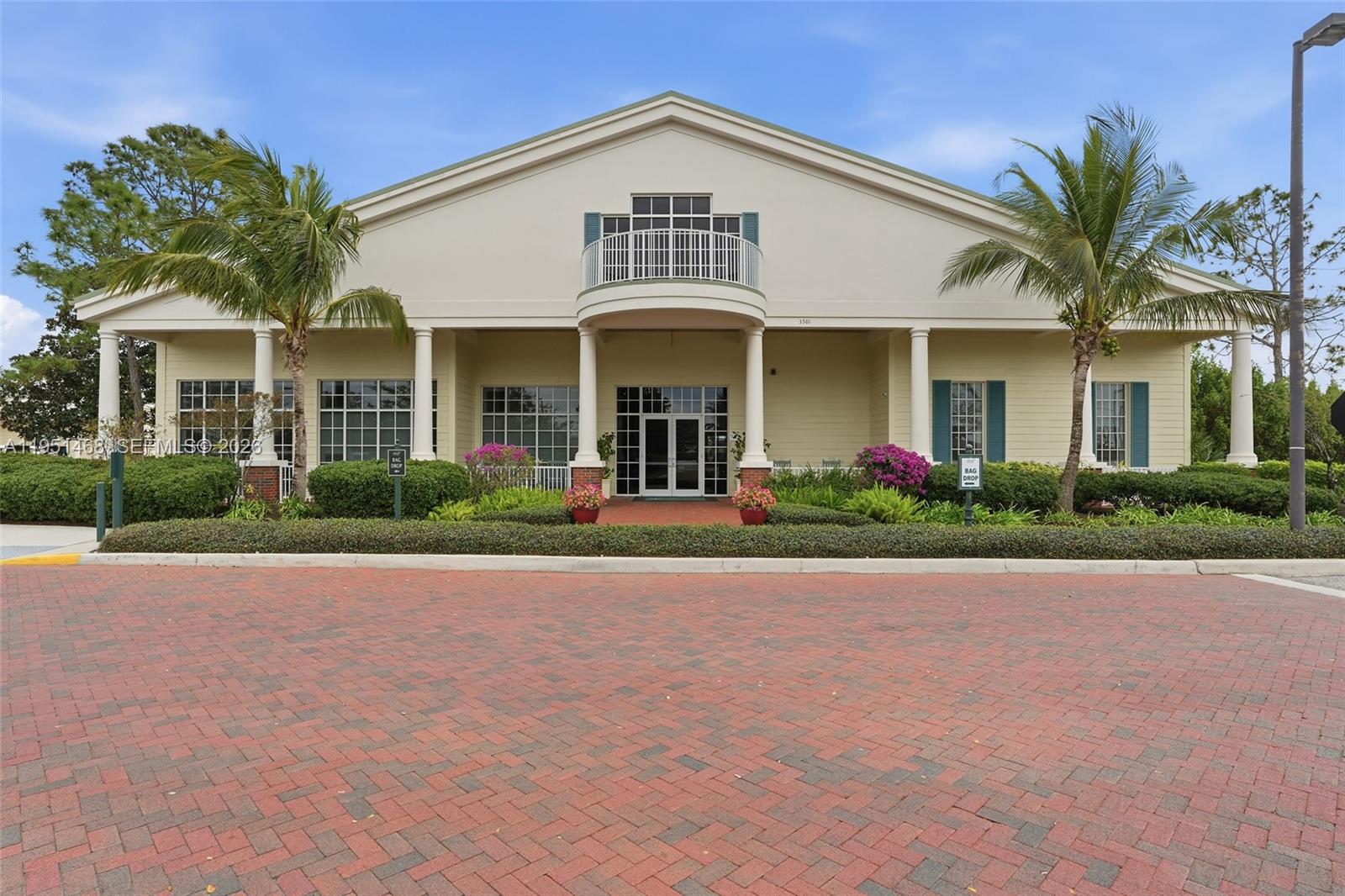 MAGNOLIA LANDING - Residential