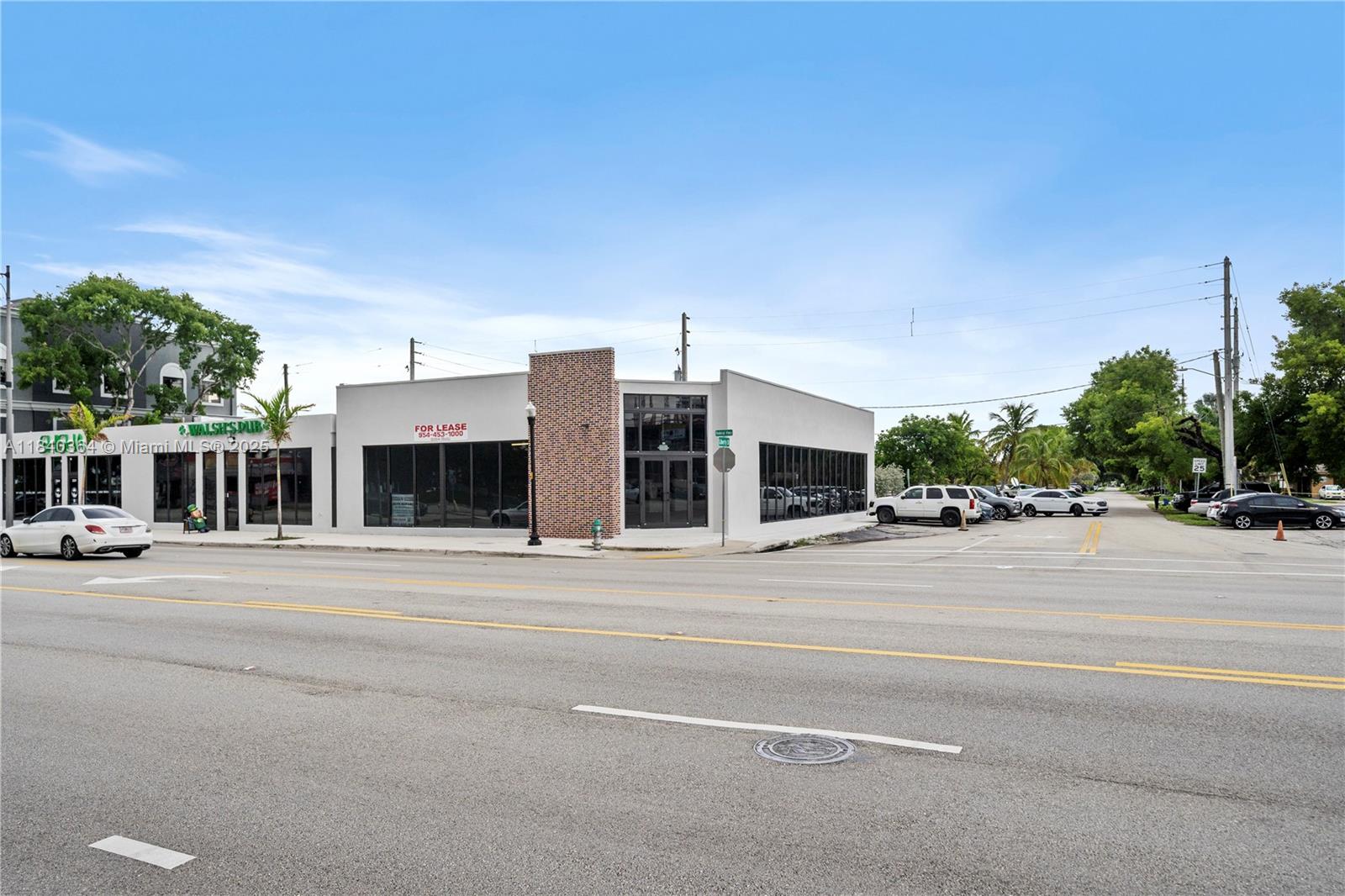 2215 N Federal Hwy