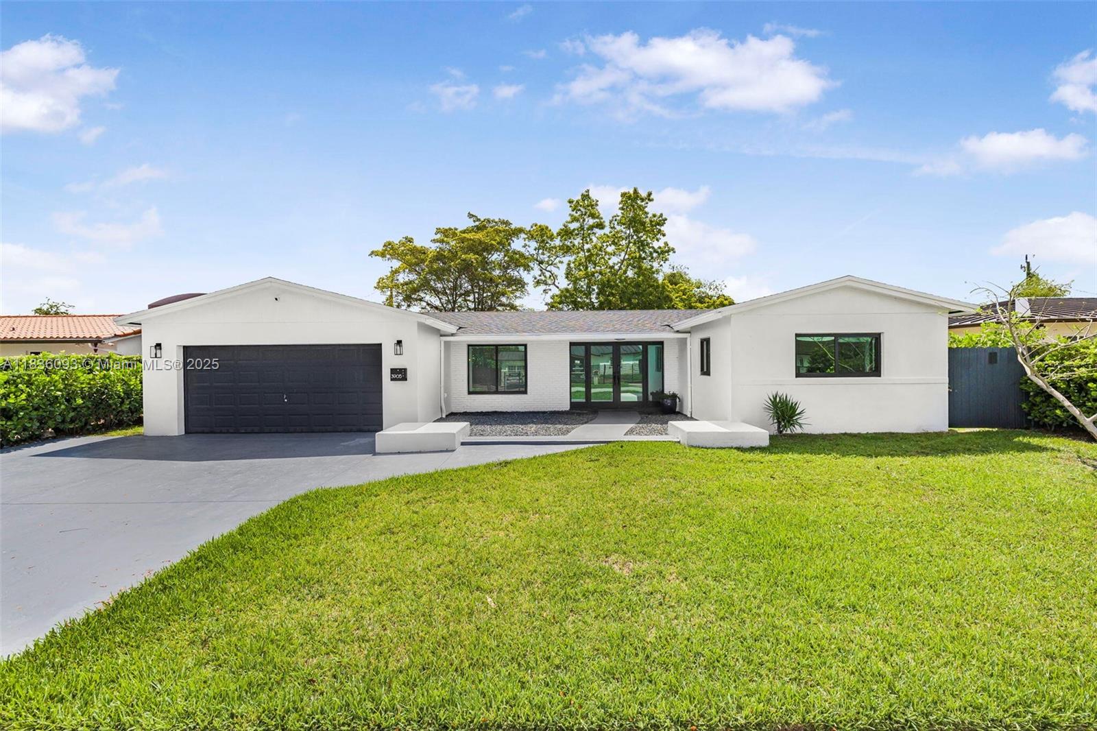 3905 SW 125th Ave, Miami, FL, 33175/$825,000 1 3905 SW 125th Ave
