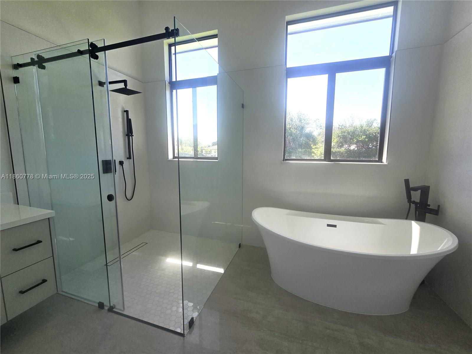 OUTBACK RANCHES - Residential