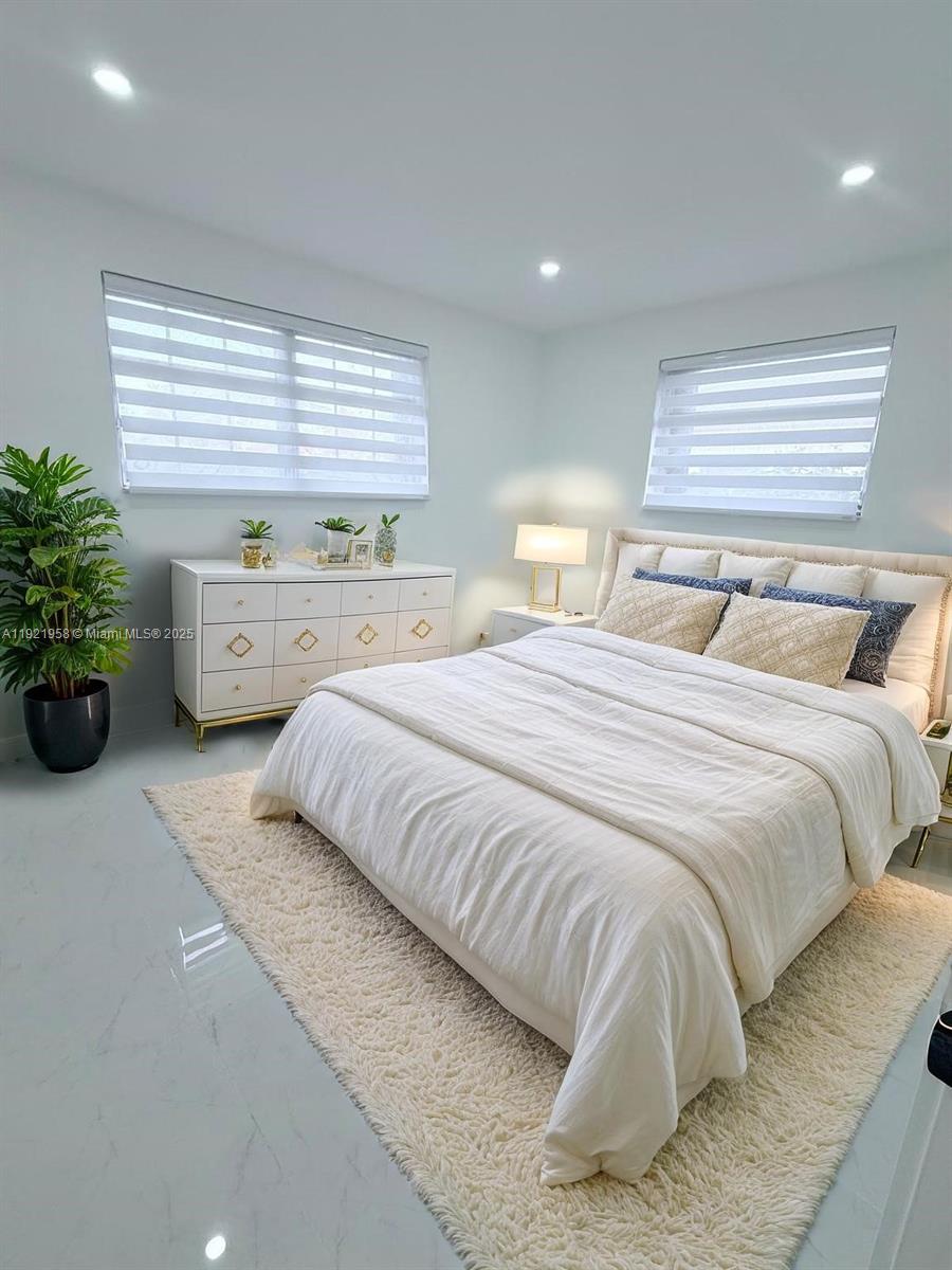 HYDE PARK FIRST SEC - Residential Lease