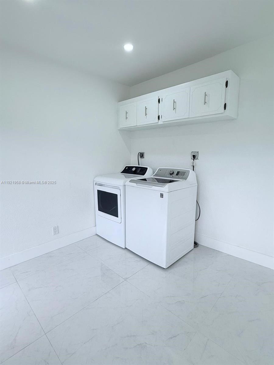 HYDE PARK FIRST SEC - Residential Lease