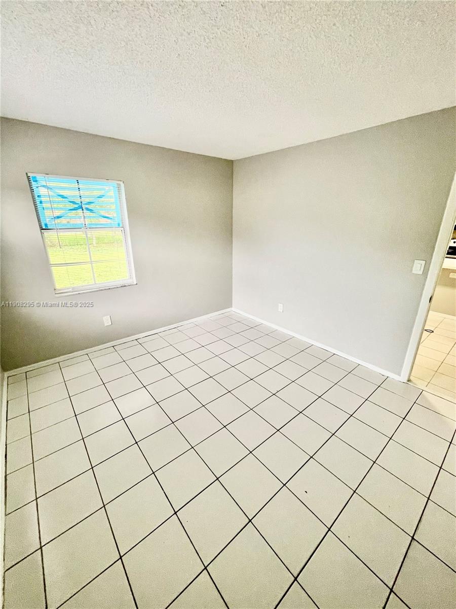 CARVER RANCHES REV PLAT - Residential Lease