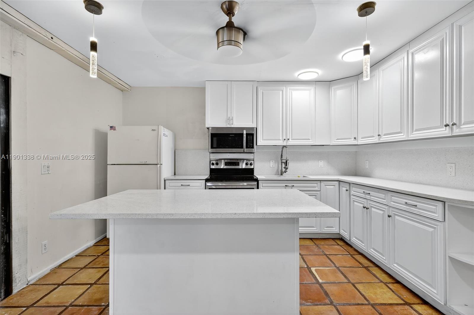 GREENACRES 2 - Residential