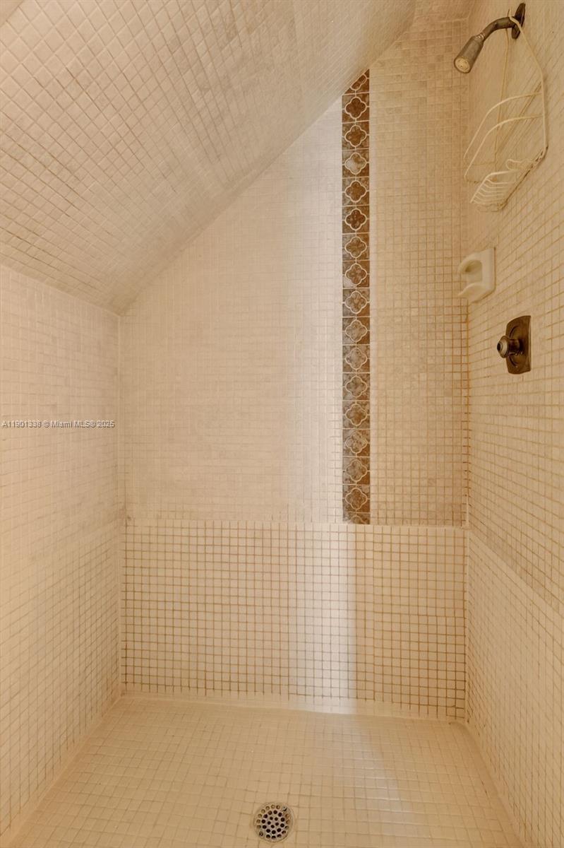 GREENACRES 2 - Residential