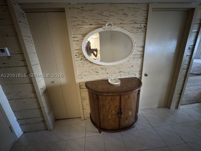 1901 Brickell Ave B1010