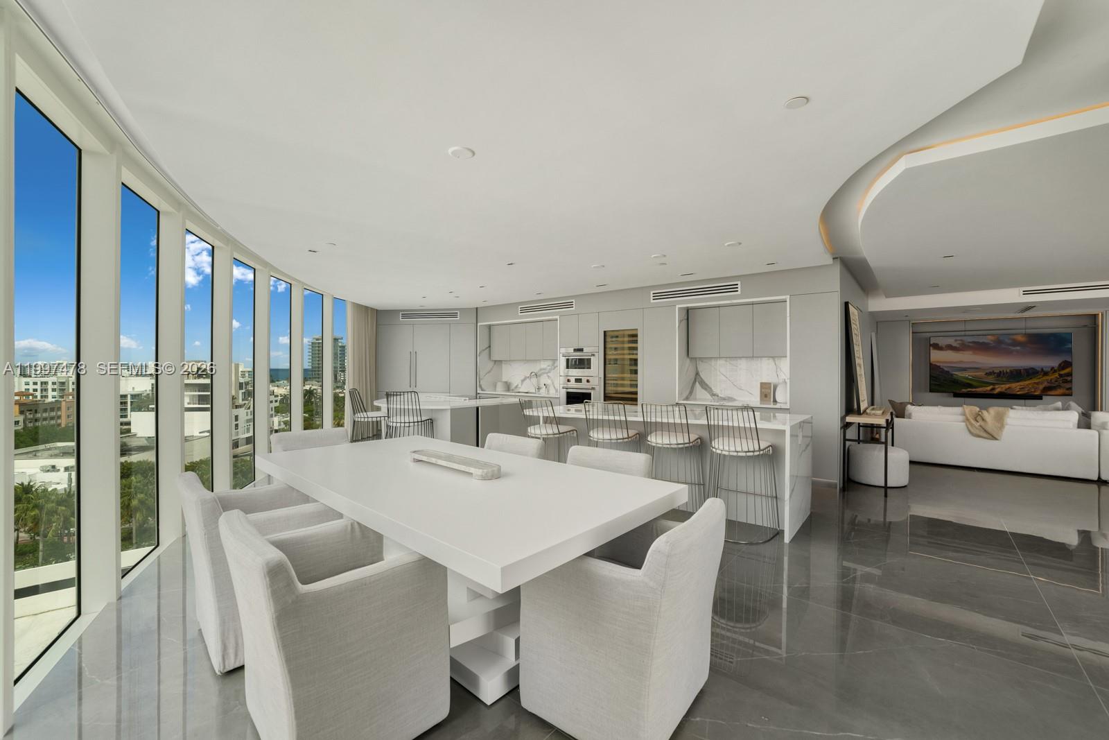 1000 S Pointe Dr 901