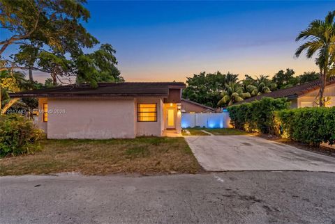 Photo of 7925 SW 153rd Ct, Miami, FL 33193 (MLS # A12017482)