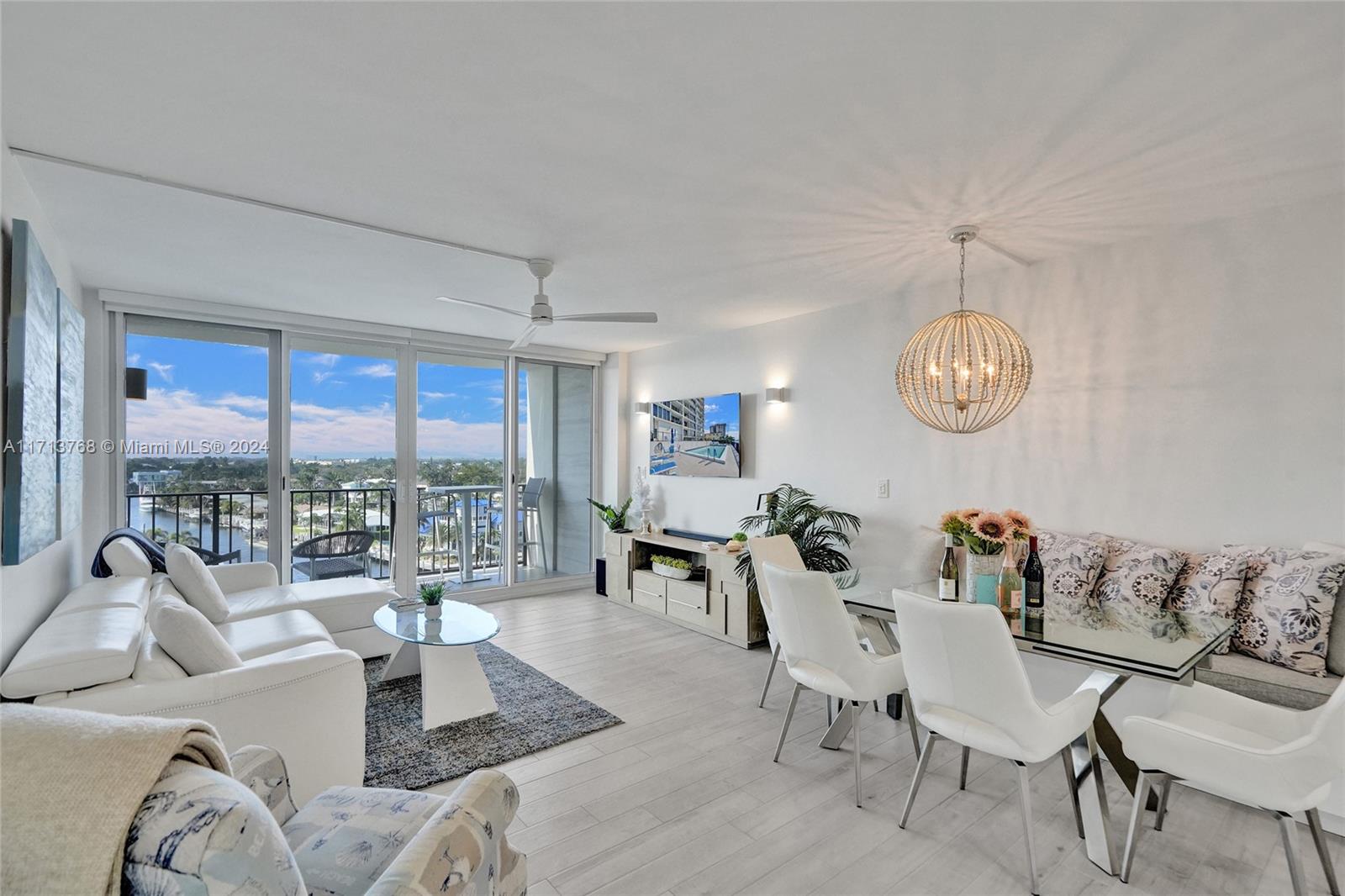 SILVER THATCH INTRACOASTA - Residential