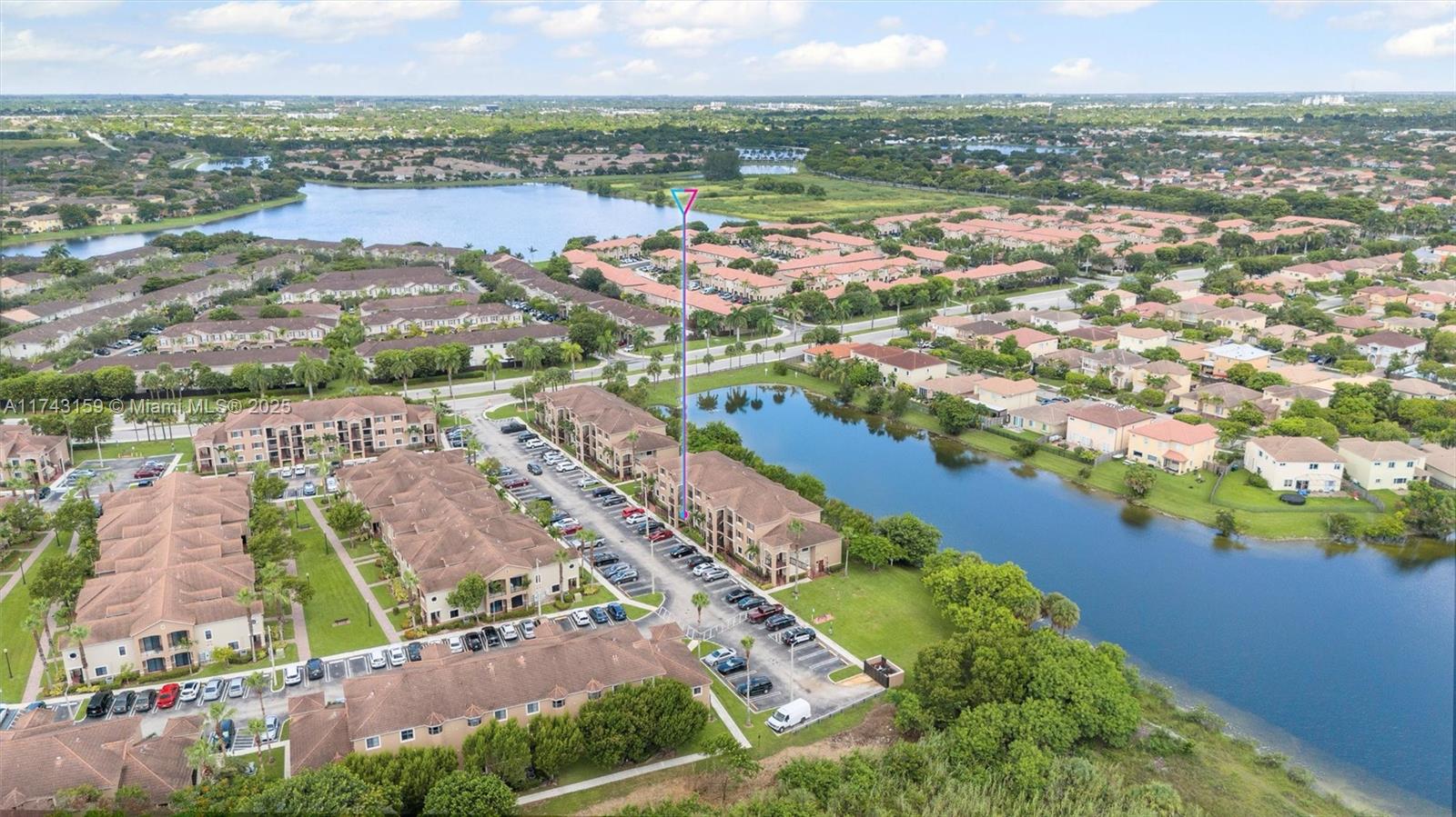 THE COURTS AT BAYSHORE II - Residential