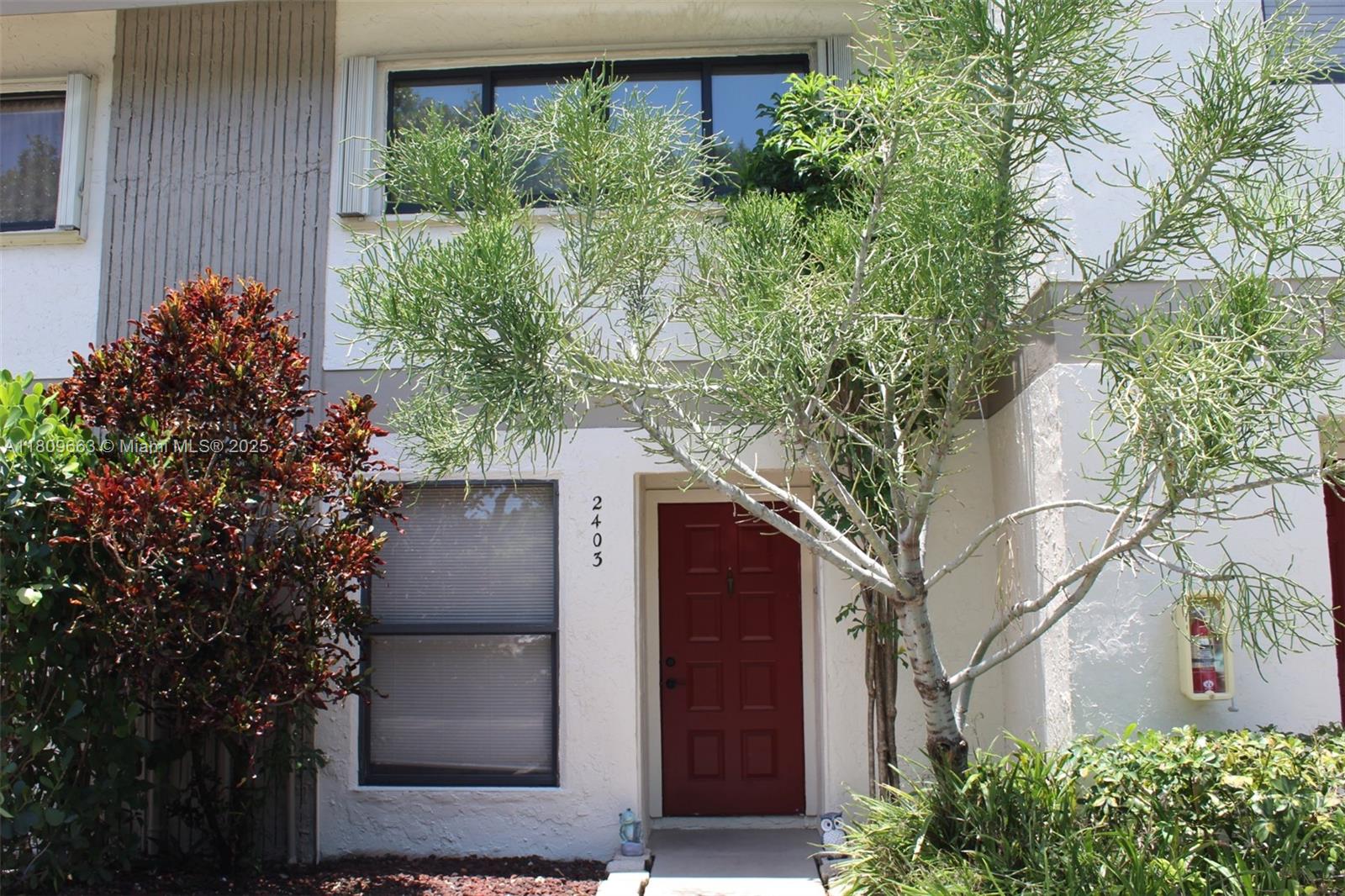 3044 S Oakland Forest Dr 2403, Oakland Park, Miami-Dade County, Florida - 2 Bedrooms  
2 Bathrooms - 