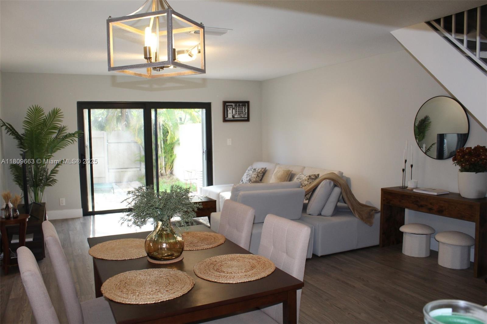 3044 S Oakland Forest Dr 2403