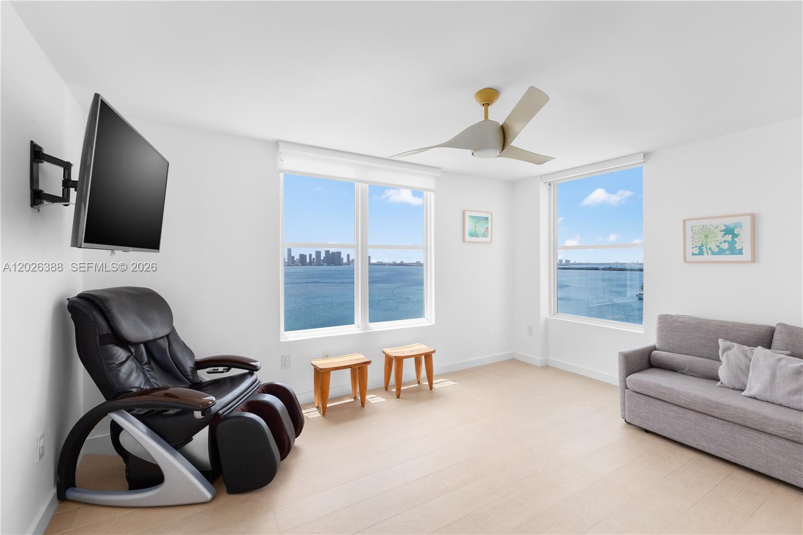 SUNSET HARBOUR - Residential