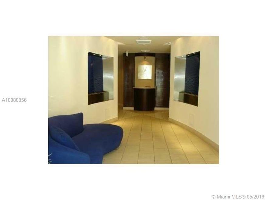 BEAUTIFUL UNIT AT PRESTIGIOUS VALENCIA CONDOMINIUM IN SOUTH MIAMI, CLOSE TO SOUTH MIAMI HOSPITAL, LARKING'S AND UM. WALKING DISTANCE TO SUNSET PLACE AND NICE RESTAURANTS.