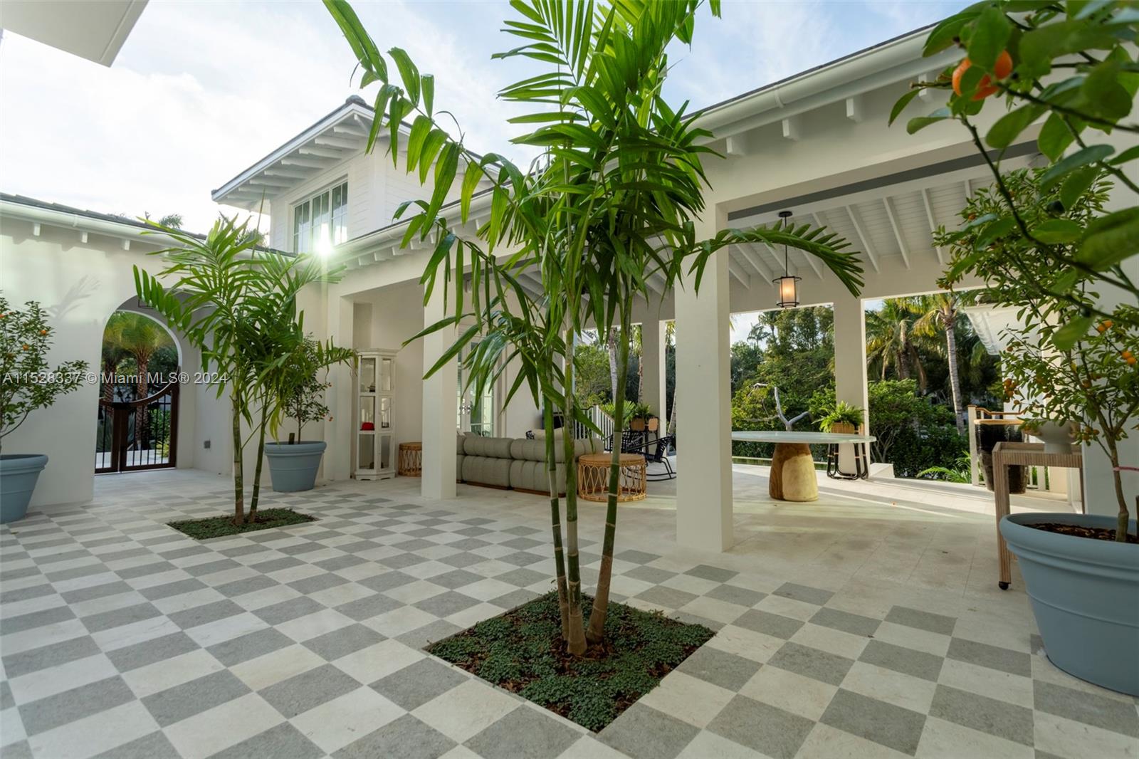 BISCAYNE KEY ESTATES - Residential