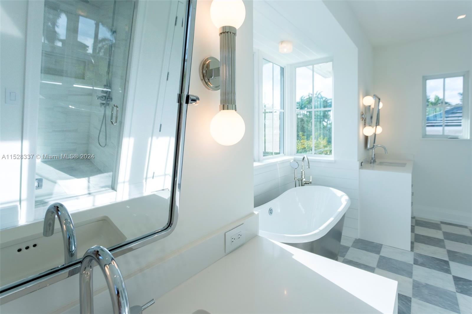 BISCAYNE KEY ESTATES - Residential