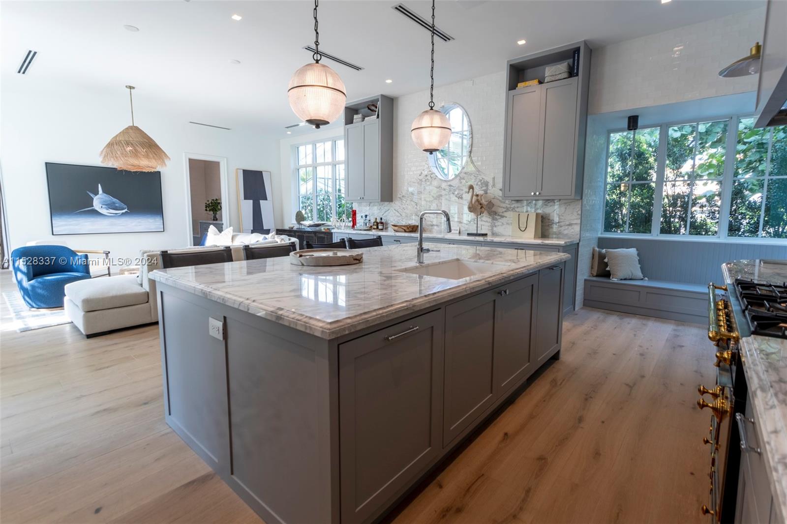 BISCAYNE KEY ESTATES - Residential