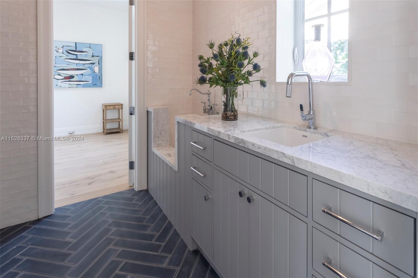 BISCAYNE KEY ESTATES - Residential