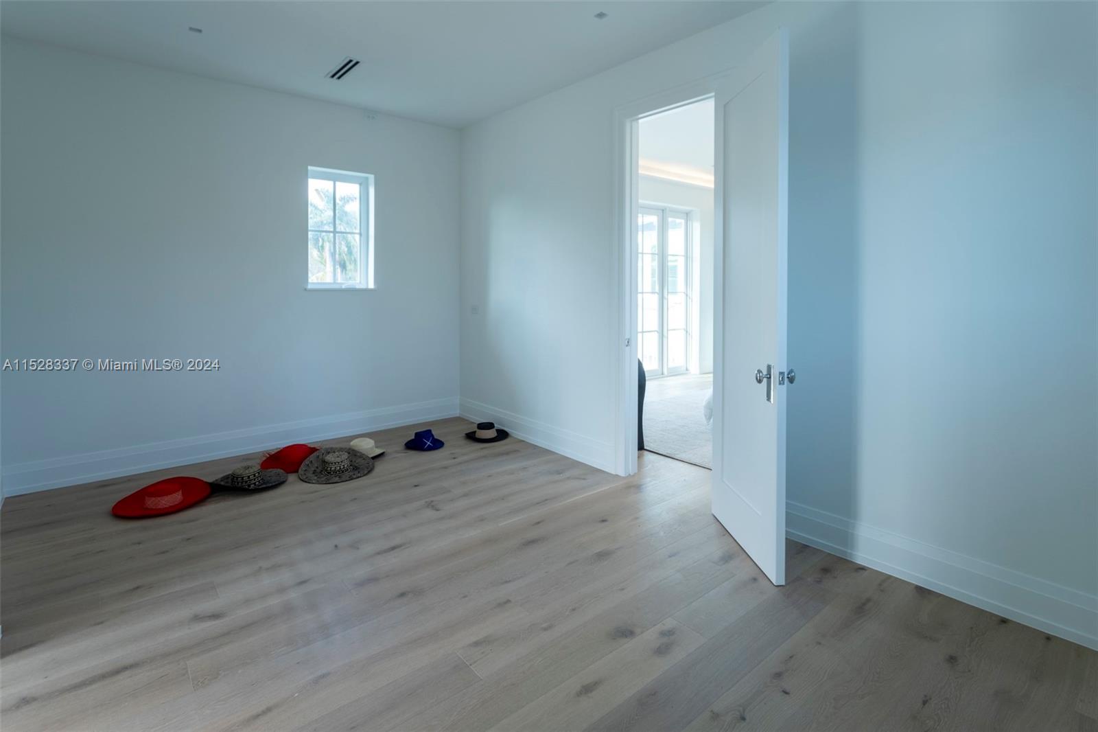 BISCAYNE KEY ESTATES - Residential