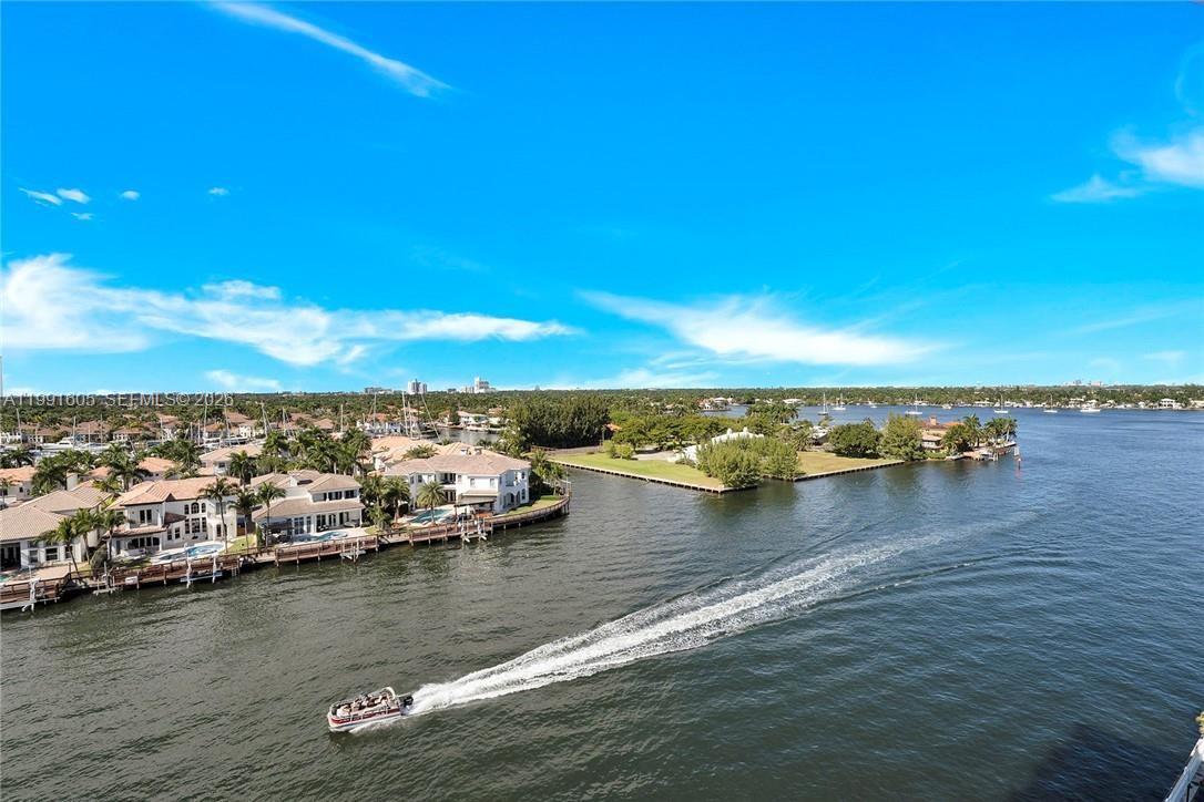 1400 S Ocean Dr 1004