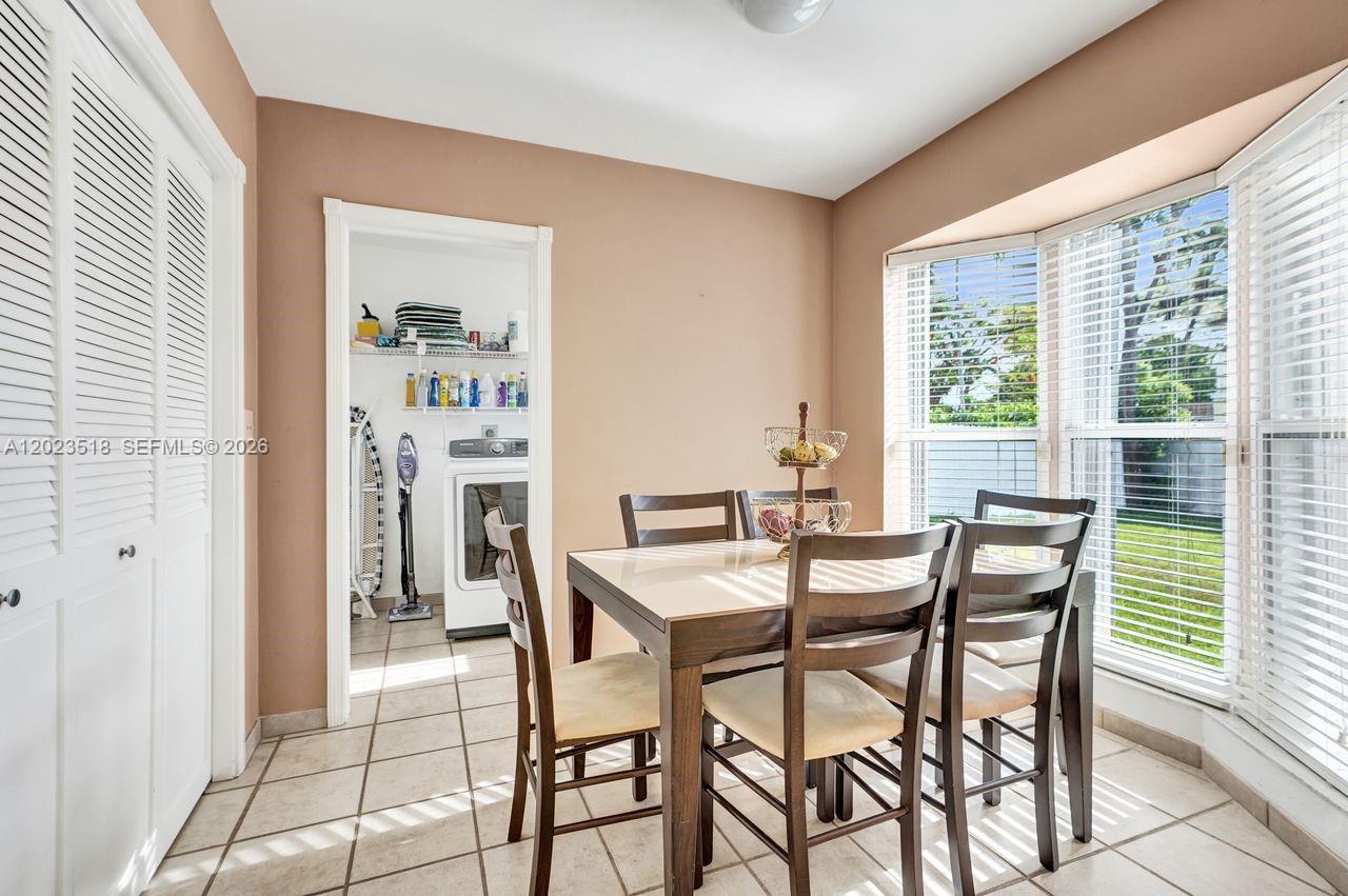 KENDALL POINT 2ND ADDN - Residential