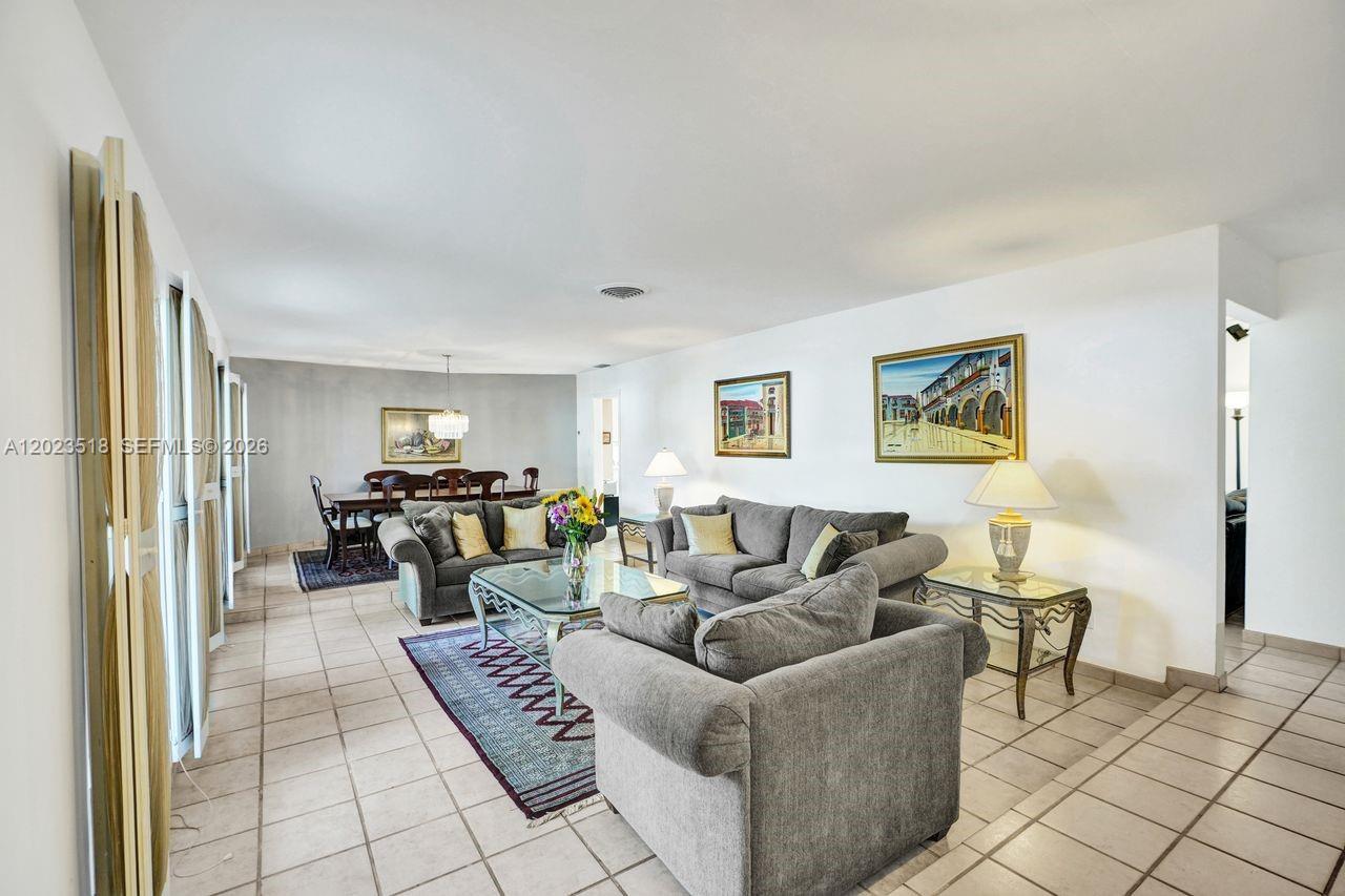 KENDALL POINT 2ND ADDN - Residential