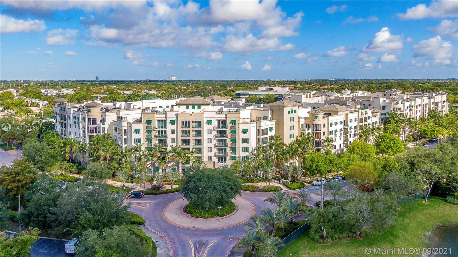 VERANDA CONDO - Residential Lease