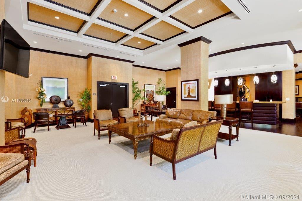 VERANDA CONDO - Residential Lease