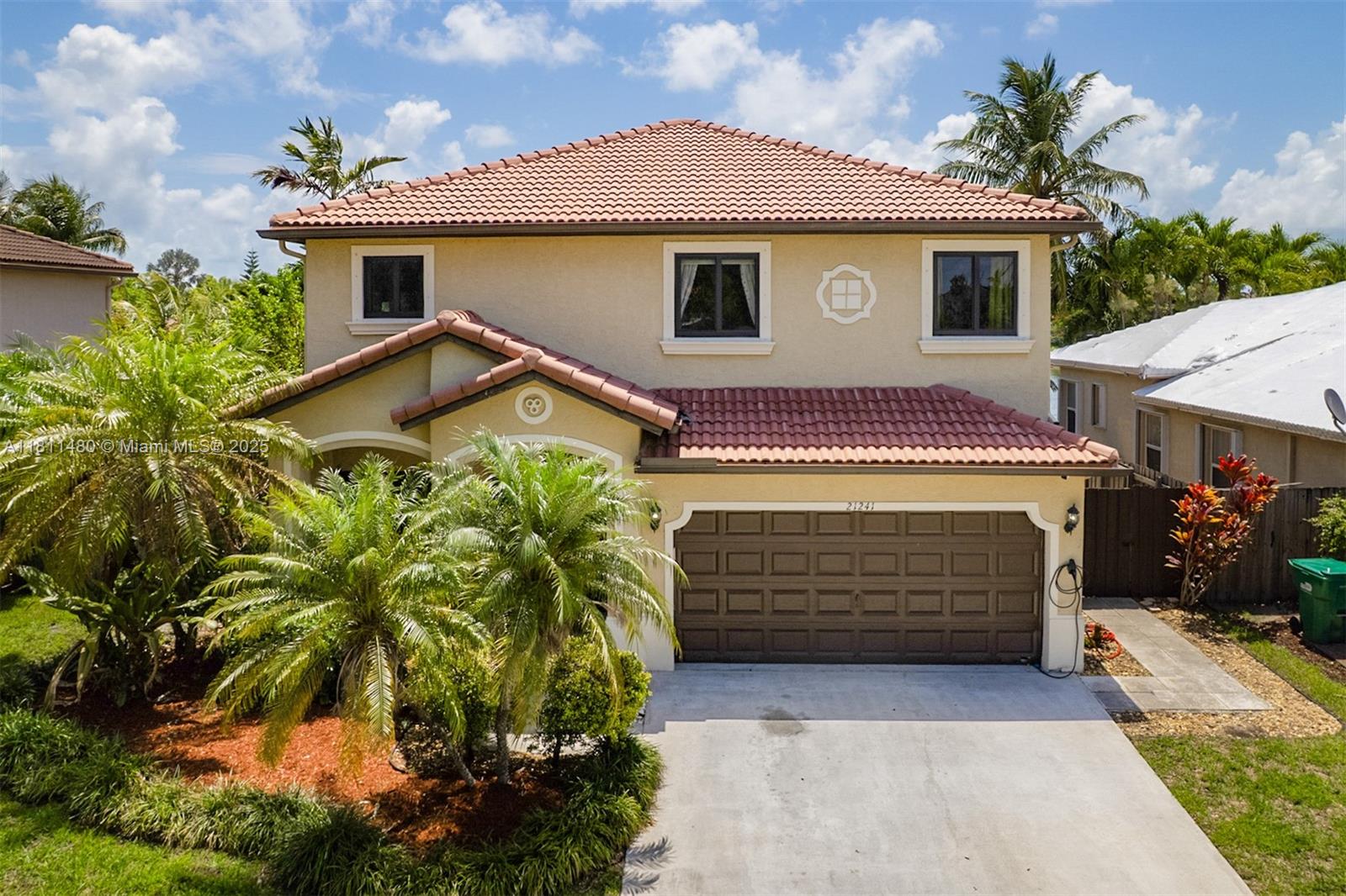 21241 Sw 88th Pl, Cutler Bay, Miami-Dade County, Florida - 4 Bedrooms  
3 Bathrooms - 