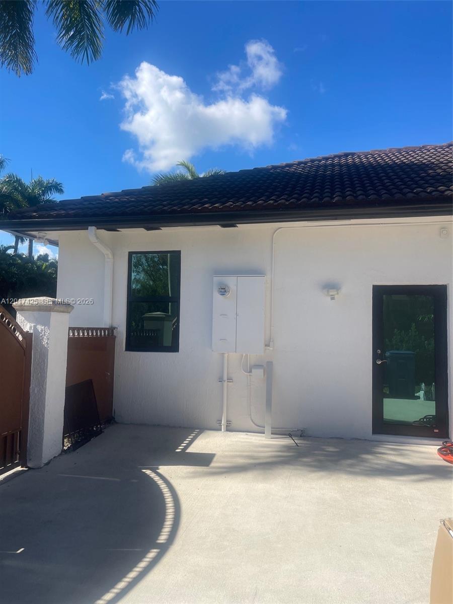 THE LANDINGS SEC 2 - Residential Lease