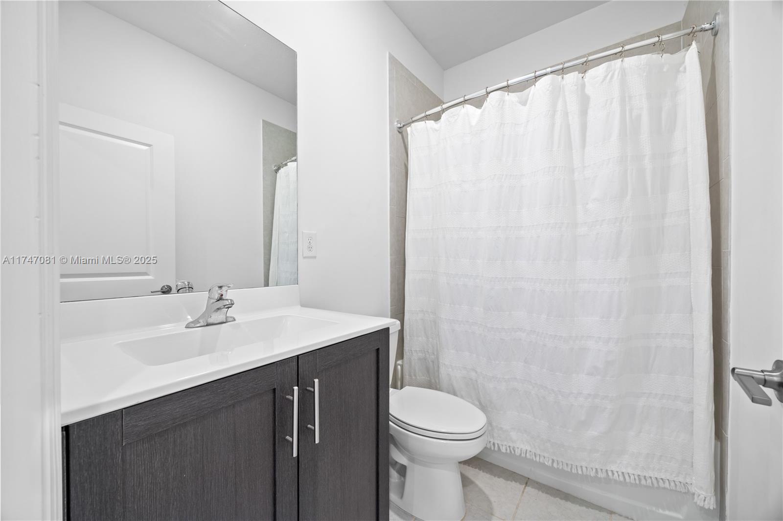 ENCLAVE SOUTH PHASE 2 - Residential