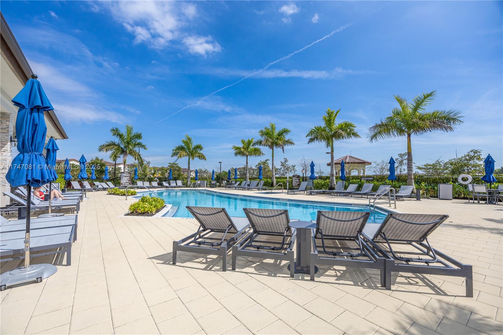 ENCLAVE SOUTH PHASE 2 - Residential
