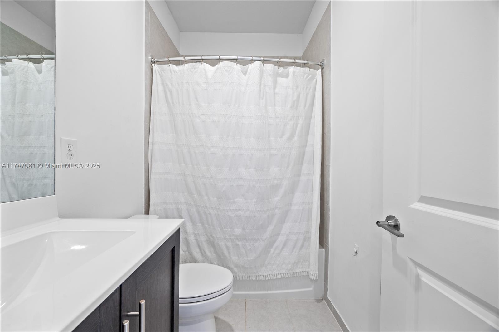 ENCLAVE SOUTH PHASE 2 - Residential