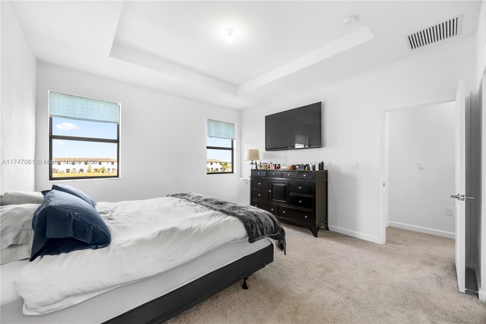 ENCLAVE SOUTH PHASE 2 - Residential