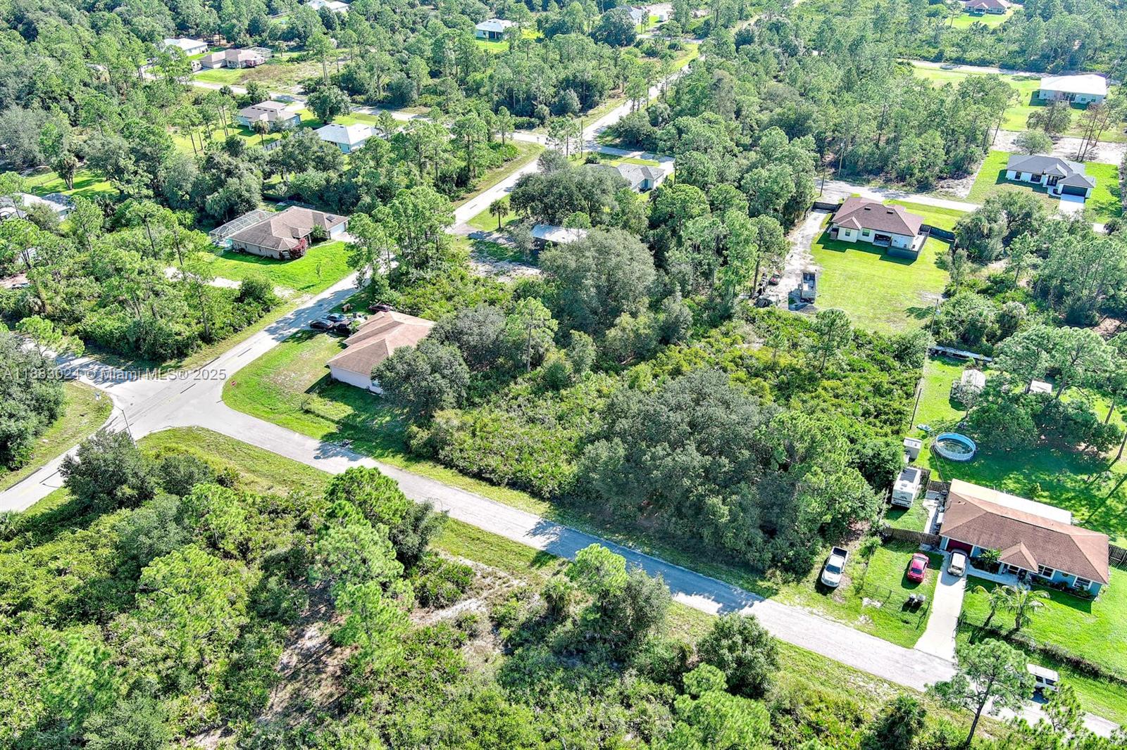 LEHIGH ACRES - Land