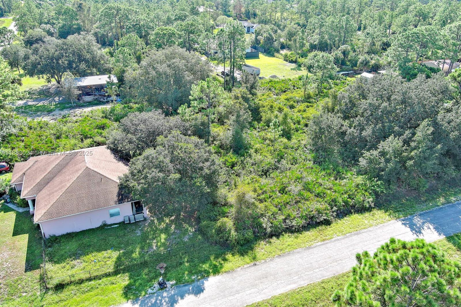 LEHIGH ACRES - Land