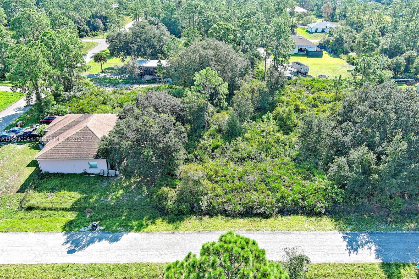 LEHIGH ACRES - Land